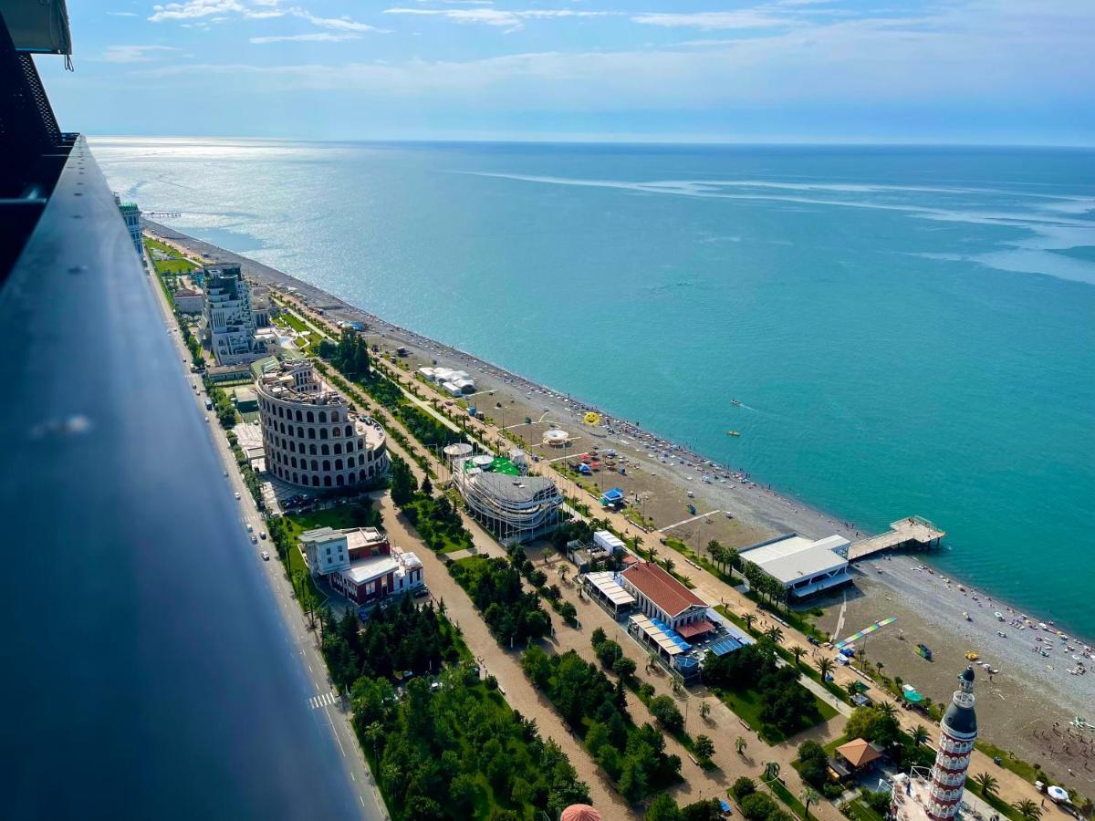 Aparthotel Hellobatumi Zewnętrze zdjęcie