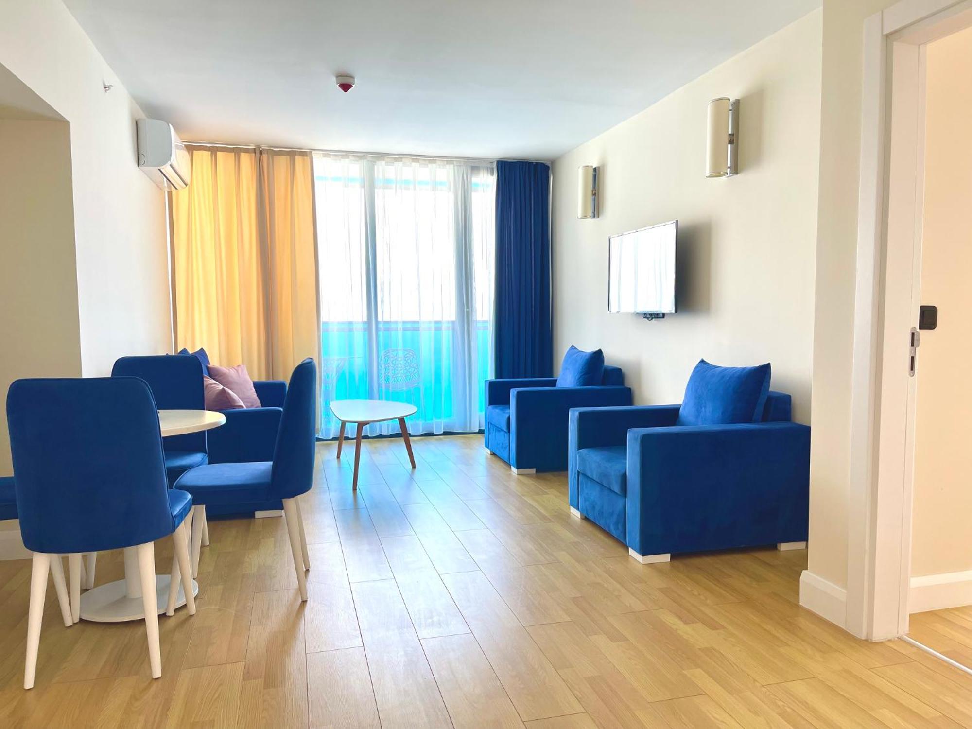 Aparthotel Hellobatumi Zewnętrze zdjęcie