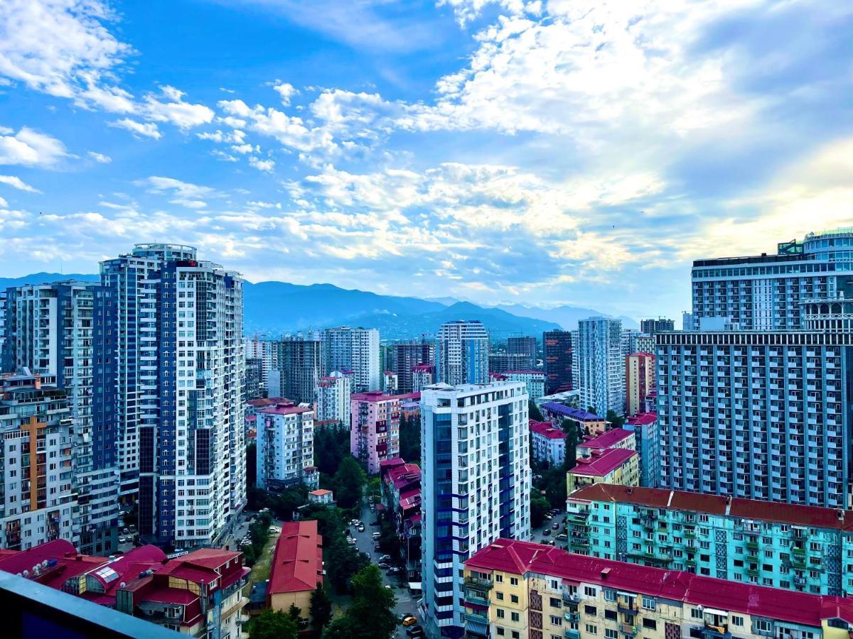 Aparthotel Hellobatumi Zewnętrze zdjęcie