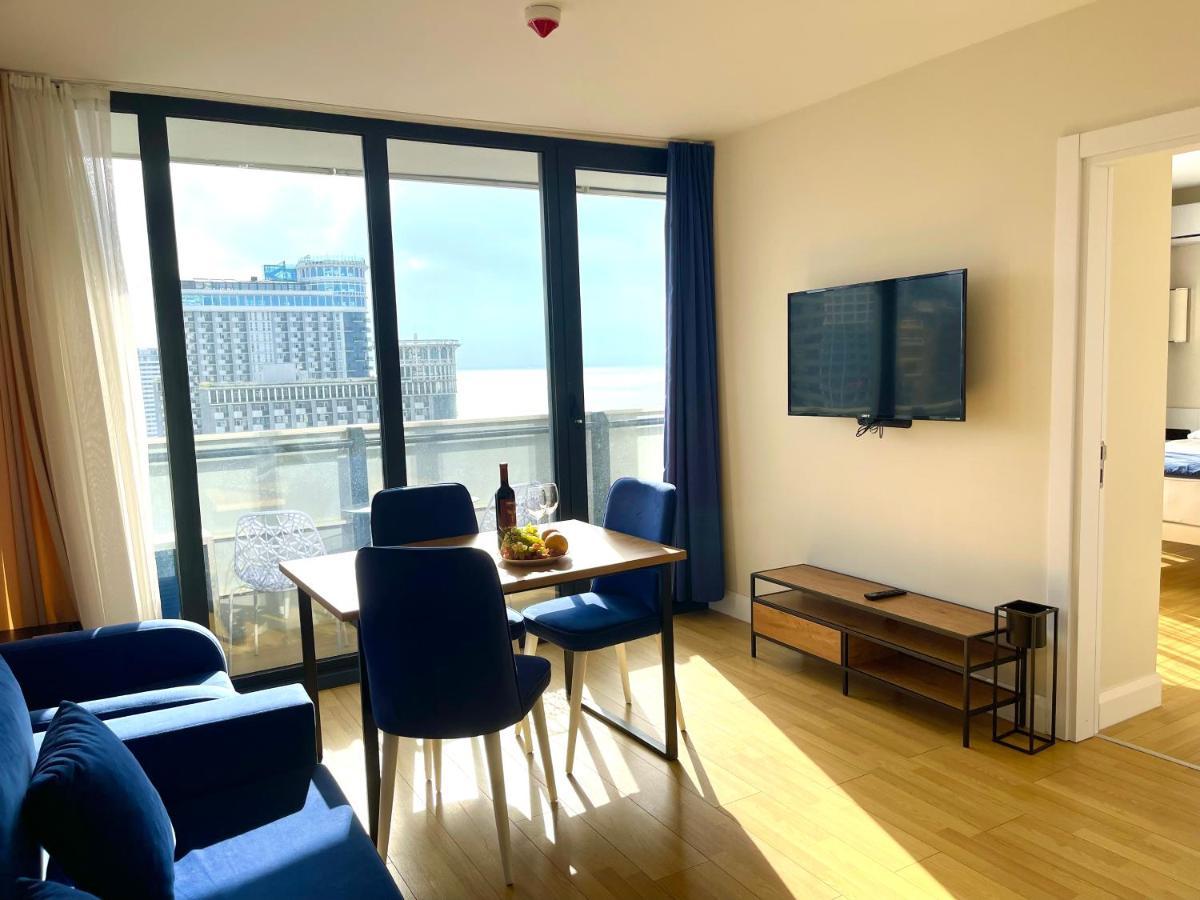 Aparthotel Hellobatumi Zewnętrze zdjęcie