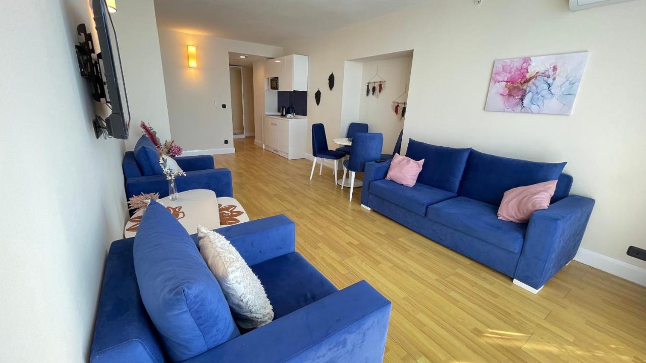 Aparthotel Hellobatumi Zewnętrze zdjęcie
